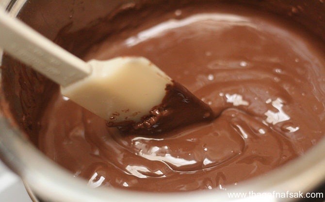 طريقة عمل الشوكولاتة الساخنة
