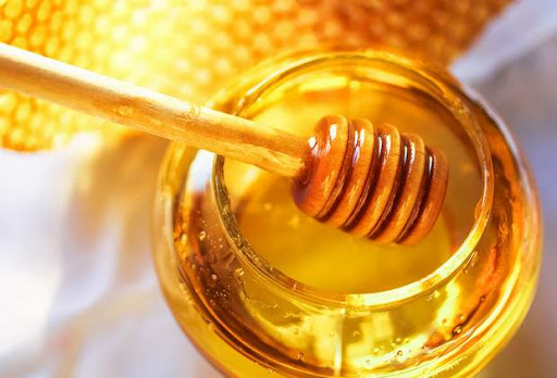العسل ينظف البطن