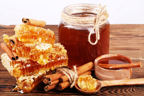 موضوع عن العسل