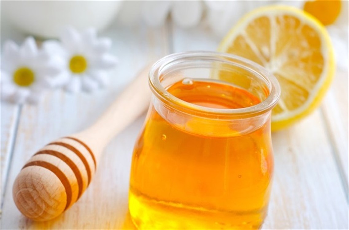 الماء الدافئ والليمون والعسل قبل النوم