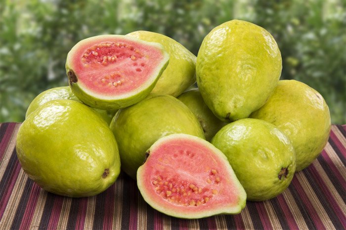 فوائد الجوافة الحمراء
