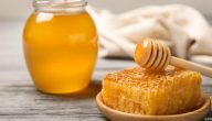 الفرق بين العسل الأصلي والمقلد