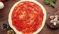طريقة عجينة البيتزا