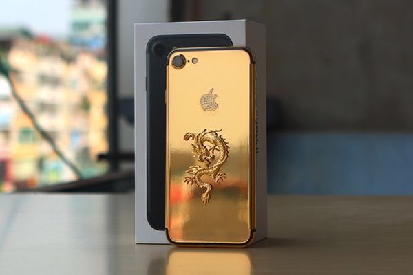 نسخة ذهبية من هاتف آيفون الجديد بأكثر من 135 ألف دولار